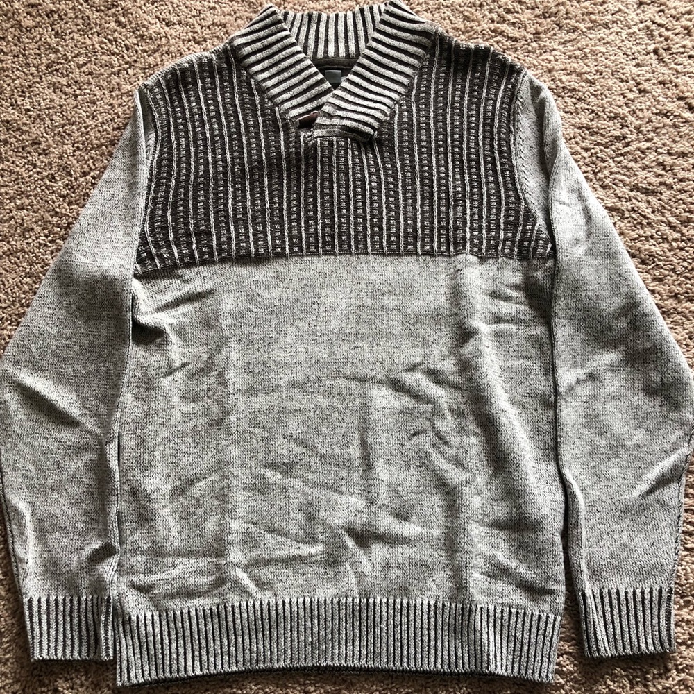 Long sleeve sweater